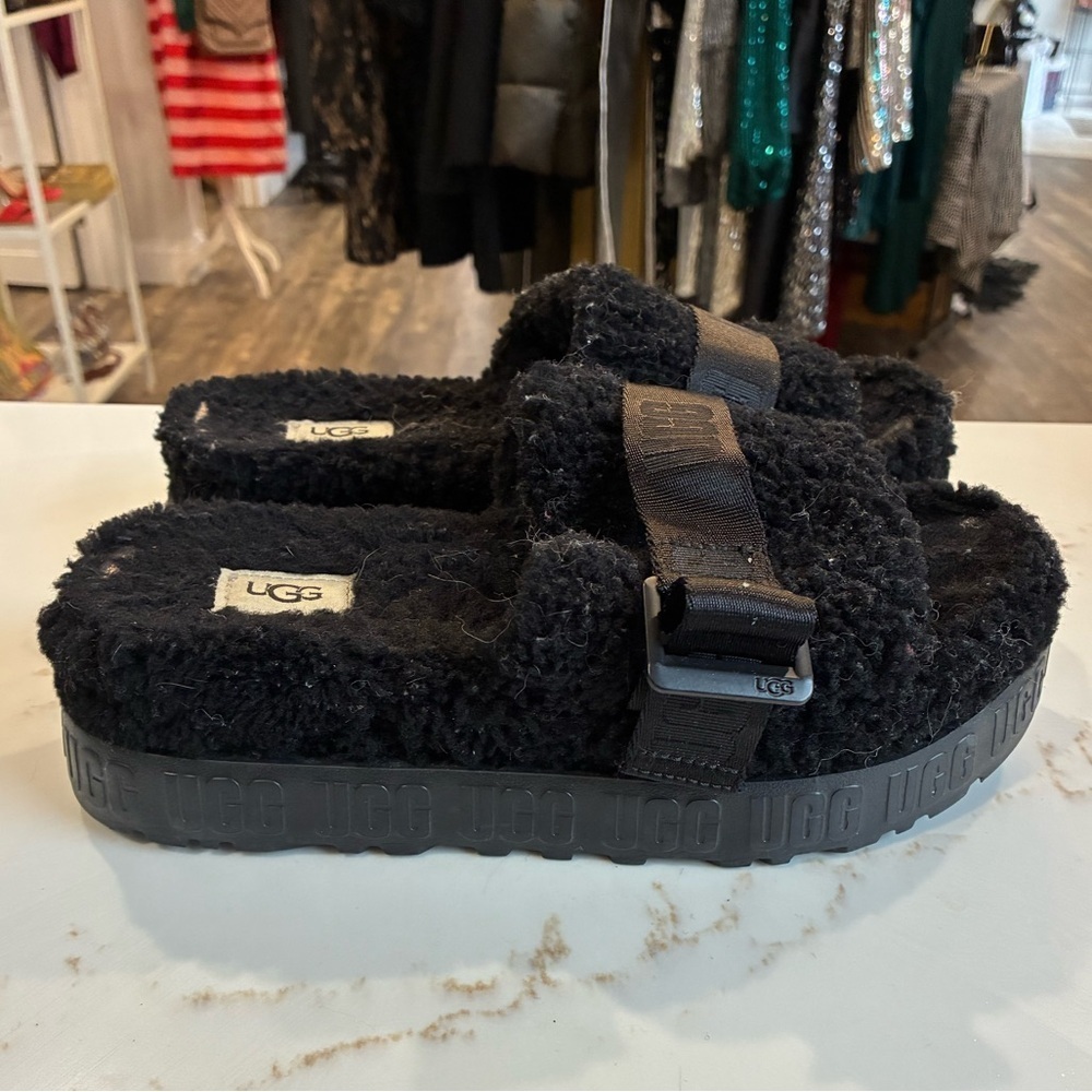 Ugg Sherpa open toe slide slippers